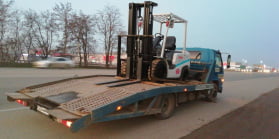 Эвакуация погрузчика по городу